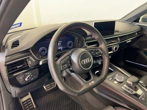 2018 Audi A4 2.0T Premium Plus