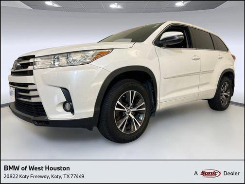 2017 Toyota Highlander LE