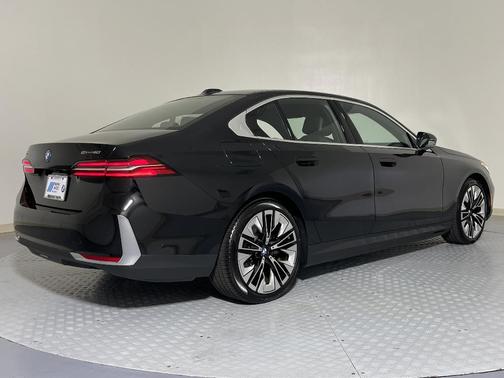 2026 BMW i5 eDrive40