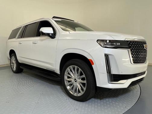 2024 Cadillac Escalade ESV Premium Luxury