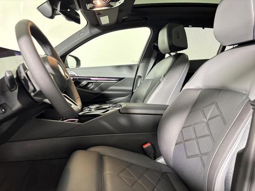 Gray Metallic 2026 BMW 540 i xDrive