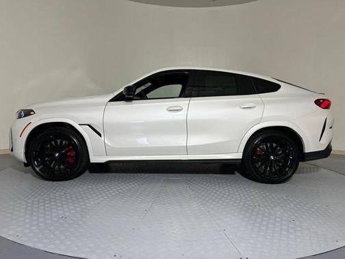 2026 BMW X6 M60i
