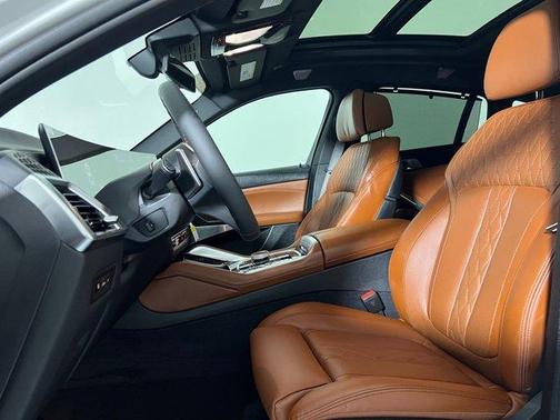 2026 BMW X6 M60i