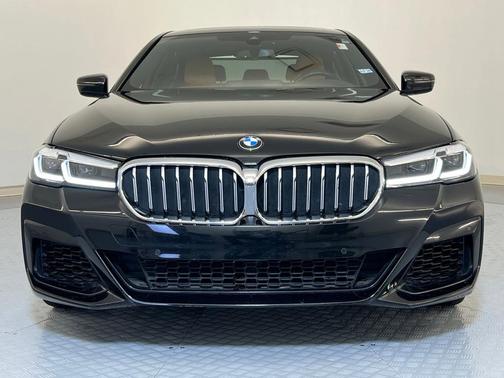 2023 BMW 540 i