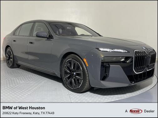 2025 BMW 760 760i xDrive
