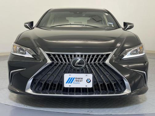 2022 Lexus ES 350 Base