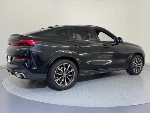 2024 BMW X6 xDrive40i