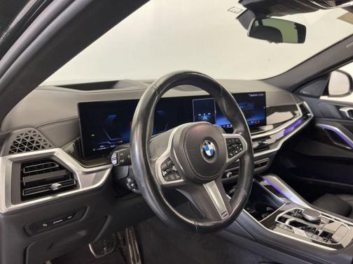 2024 BMW X6 xDrive40i