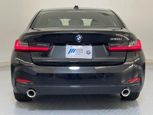2025 BMW 330 i
