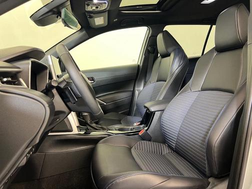 2024 Toyota Corolla Cross Hybrid XSE