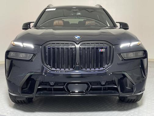 2026 BMW X7 M60i