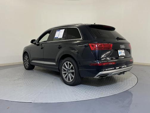 2017 Audi Q7 3.0T Premium Plus
