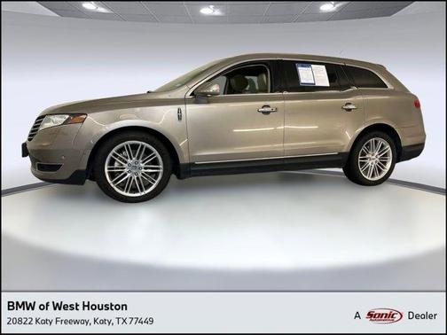 2019 Lincoln MKT Reserve