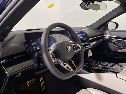 2026 BMW 530 i