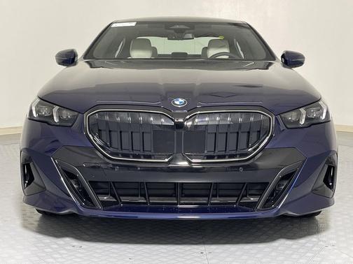 2026 BMW 530 i