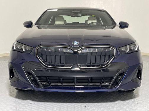 2026 BMW 530 i