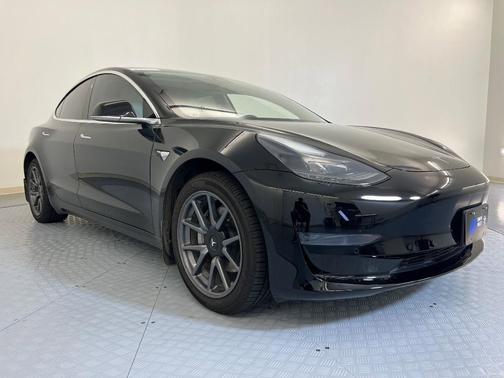 2020 Tesla Model 3 Standard Range