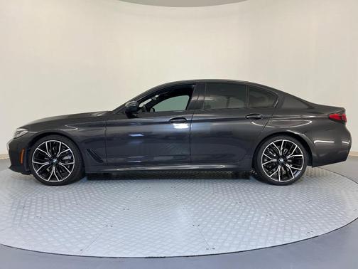 2023 BMW 530 i
