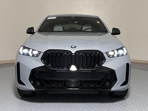 Gray Metallic 2026 BMW X6 xDrive40i