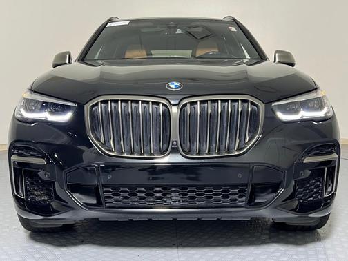 2023 BMW X5 M50i