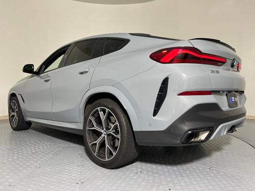 2024 BMW X6 xDrive40i