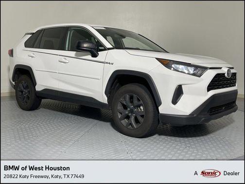 2022 Toyota RAV4 LE
