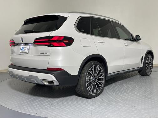 2026 BMW X5 sDrive40i