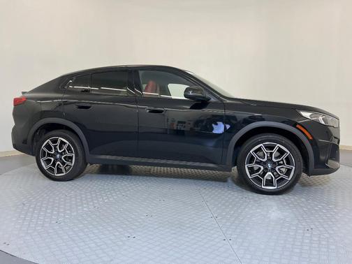 2025 BMW X2 xDrive28i