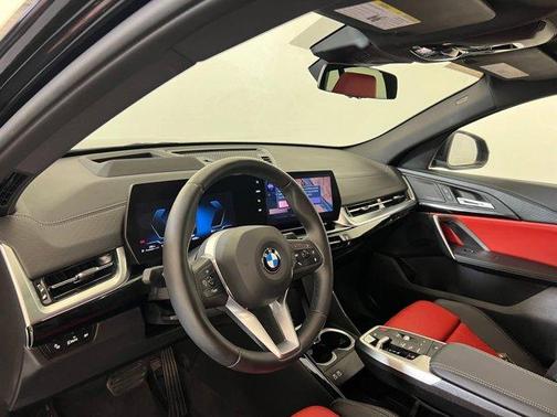 2025 BMW X2 xDrive28i