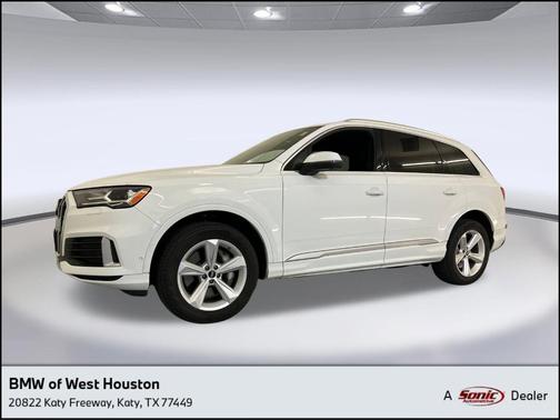 2022 Audi Q7 45 Premium Plus