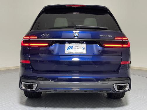 2026 BMW X7 xDrive40i