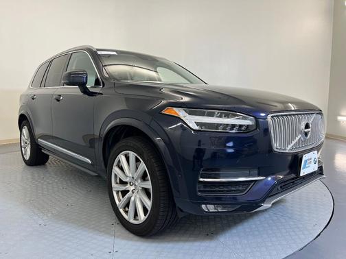 2017 Volvo XC90 T6 Inscription