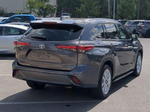 2023 Toyota Highlander Limited
