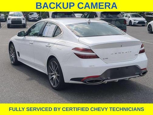 Uyuni White 2025 Genesis G70 2.5T