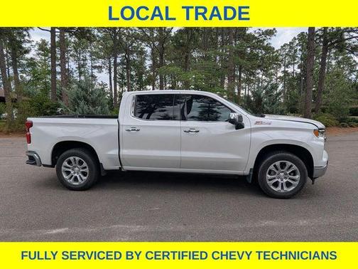 Iridescent Pearl Tricoat 2022 Chevrolet Silverado 1500 LTZ