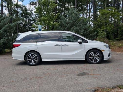 2020 Honda Odyssey Elite