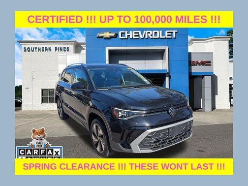 Deep Black Pearl Effect 2025 Volkswagen Taos 1.5T SE
