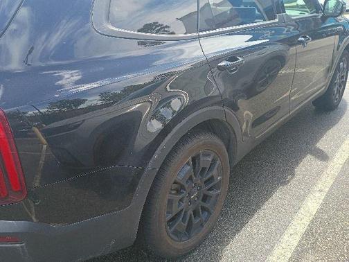 Ebony Black 2022 Kia Telluride EX