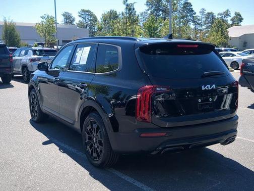 Ebony Black 2022 Kia Telluride EX