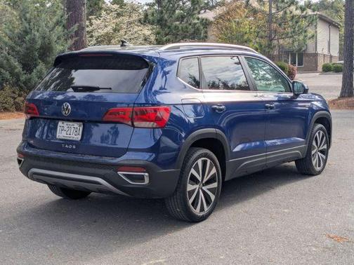 2024 Volkswagen Taos 1.5T SE