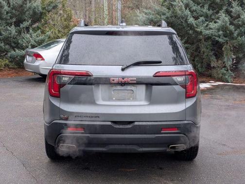 2022 GMC Acadia SLT