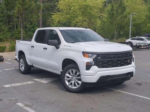 2025 Chevrolet Silverado 1500 Custom