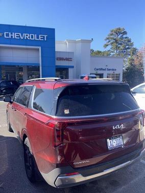 2025 Kia Carnival SX