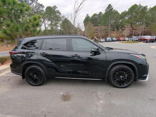 2024 Toyota Highlander XSE