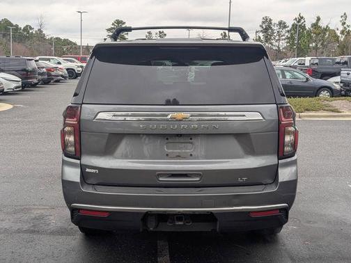 2022 Chevrolet Suburban LT