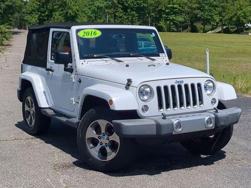 2016 Jeep Wrangler Sahara