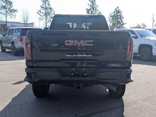 2025 GMC Sierra 2500 AT4