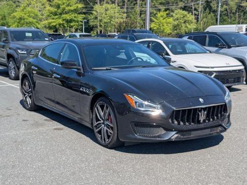 Black 2022 Maserati Quattroporte Modena