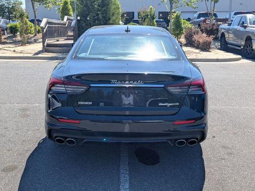 Black 2022 Maserati Quattroporte Modena