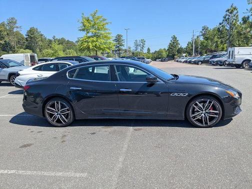 Black 2022 Maserati Quattroporte Modena